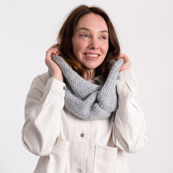 Snood With A Twist Knitting Kit, 3 of 10