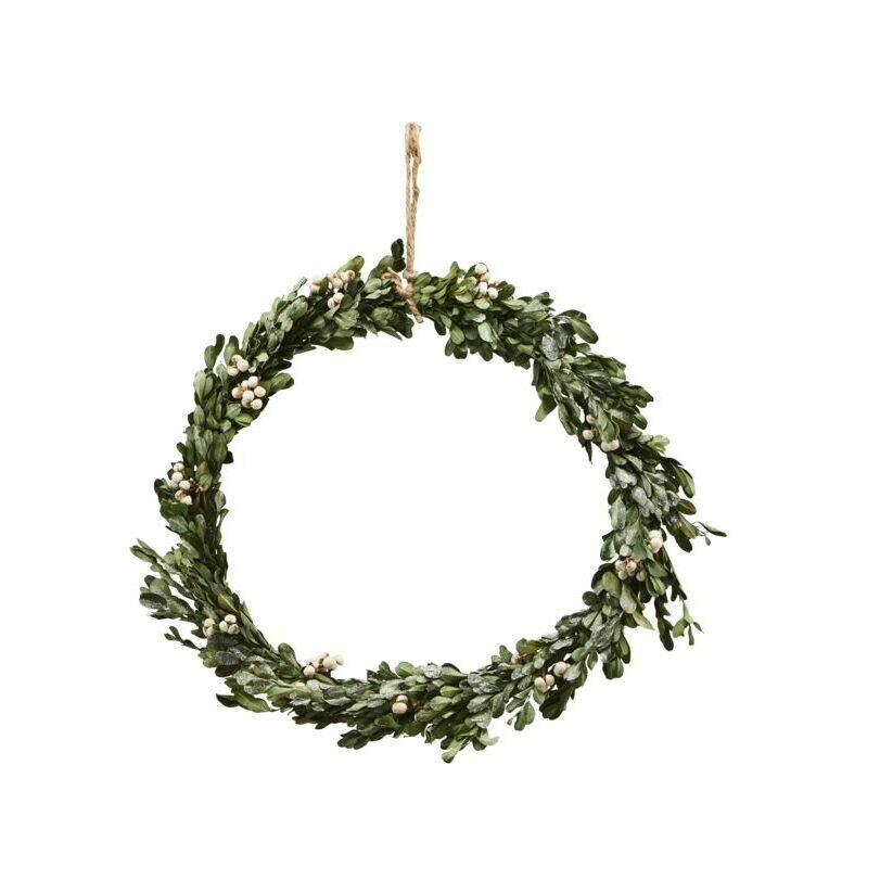 Real Mistletoe And Berries Christmas Wreath By Marquis & Dawe ...