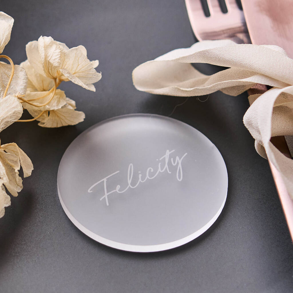 Frosted Circle Wedding Place Setting, 1 of 3