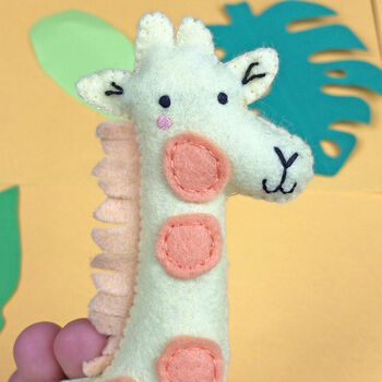 Gloria The Giraffe Felt Sewing Kit, 8 of 9