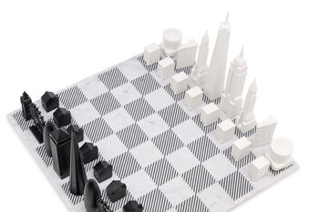 London Vs New York Skyline Chess Set, 6 of 10