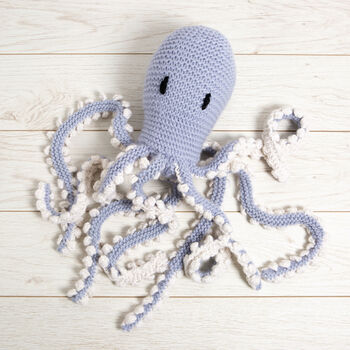 Giant Robyn The Octopus Knitting Kit, 9 of 10