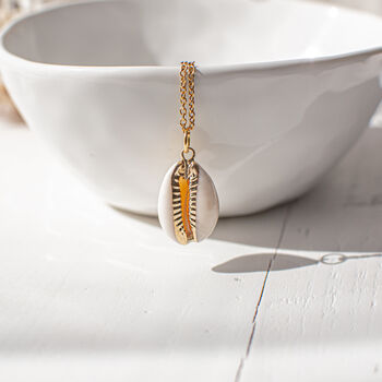 Cowrie Shell Necklace, 5 of 9