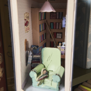 Build Your Own Roald Dahl 'Matilda' Book Nook, 5 of 12