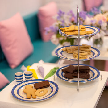 Diy Icing Cafe For Two Experience In London, 2 of 5