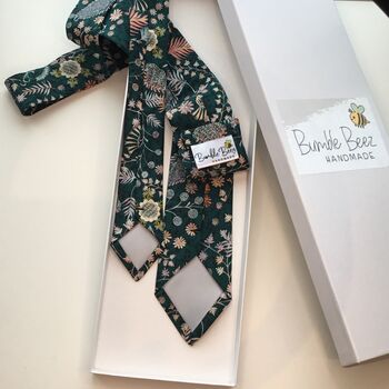Liberty Tie/Pocket Square/Cuff Link In Dark Green, 5 of 8