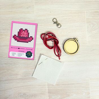 I'm Hot To Sew! Cowboy Hat Mini Matchbox Cross Stitch Kit, 5 of 6