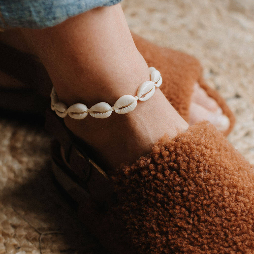 Livadi Cowrie Shell Anklet, 1 of 7