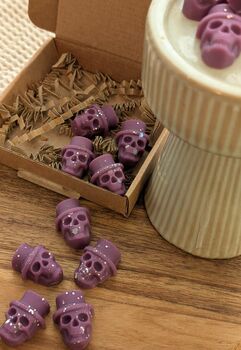 Toffee Apple Skull Shaped Wax Melts For Halloween, 5 of 7