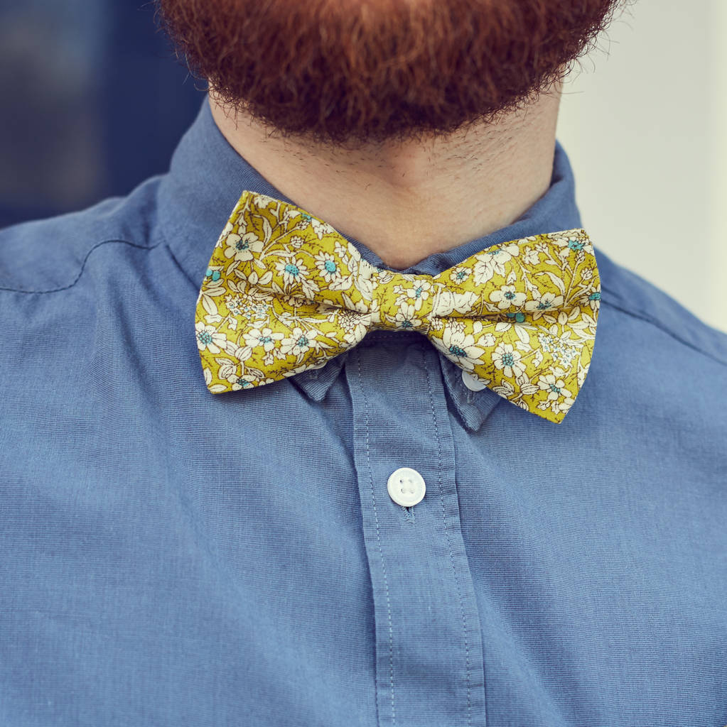 Mens Lime Yellow Floral Bow Tie, 1 of 6