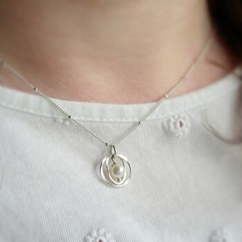 Freshwater Pearl Swirl Pendant, 2 of 4
