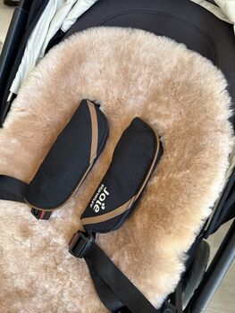 Naturally Sheepskins Snuggly Pram Liner, 8 of 11