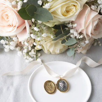 Personalised Vintage Oval Wedding Bouquet Locket, 2 of 11