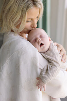 Seashell Large Swaddle Muslin, 5 of 11