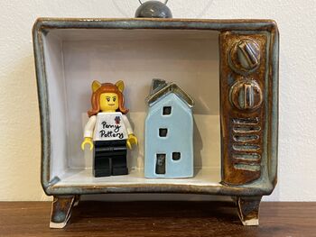 Hand Crafted Tv Pottery Shrine Altar, 8 of 9