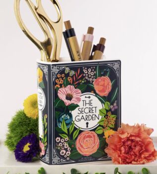 Porcelain Book Vase The Secret Garden, 4 of 4