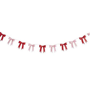 Red And Pink 3D Bow Garland, 3 of 5