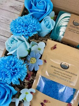 The Blue Sensation Spa Flowers Luxury Gift Box, 7 of 10