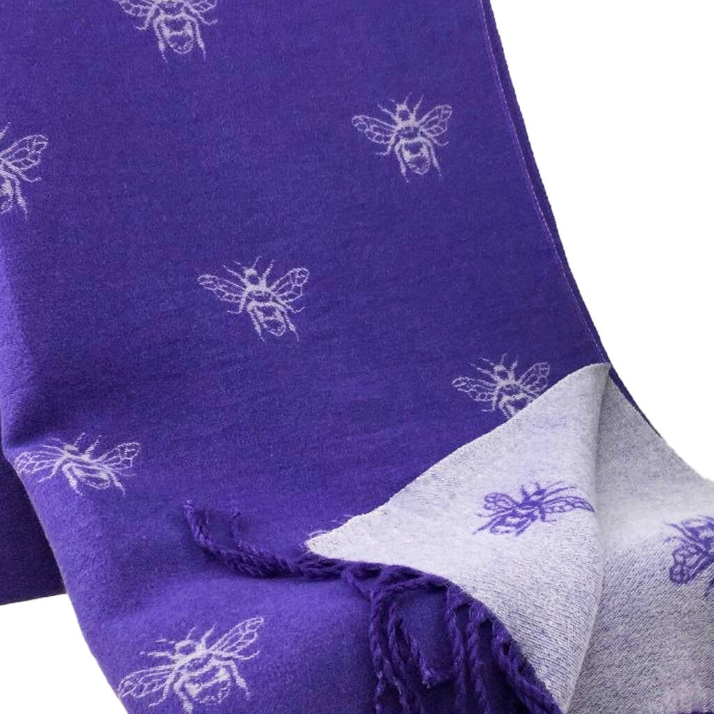Cashmere Bee Winter Scarf In Bright Purple