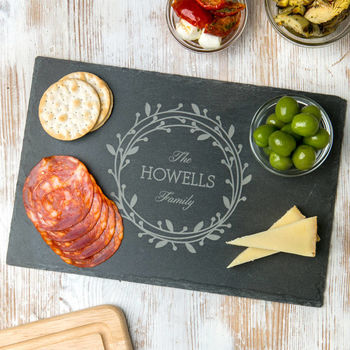 Personalised Family Wreath Chopping / Cheese Board, 2 of 5