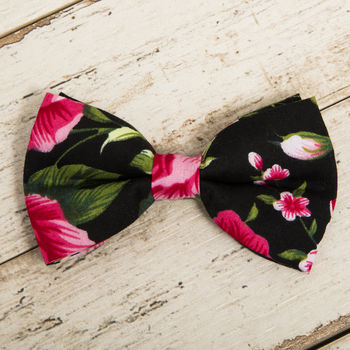 The Chelsea Pink Floral Dog Collar Bow Tie And Lead Set, 5 of 5
