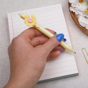 Light Yellow Ballpoint Pen With Daisy Flower, 2 of 4