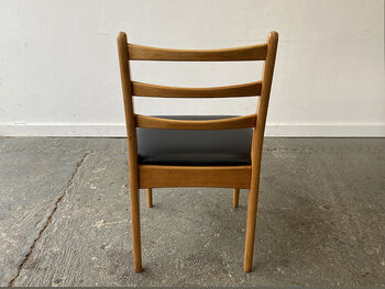Four Mid Century Dining Chairs By Schreiber Furniture, 9 of 12