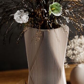 3D Diamond Shape Vase In Muted White For Dried Flowers, 5 of 6