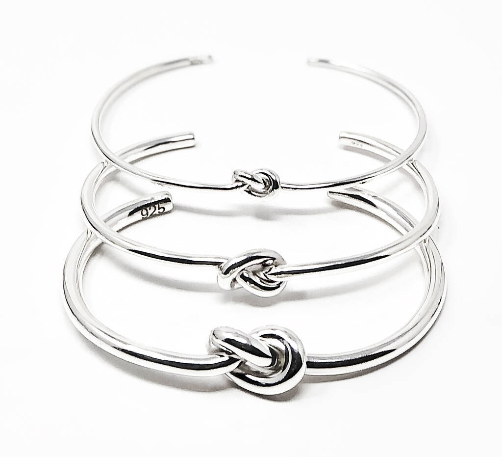Love Knot Bangle in Sterling Silver (B-114)