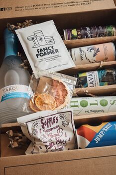 Alcohol Free Discovery Box For The Gin Lovers, 2 of 8