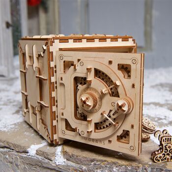Build Your Own Working Model Safe By U Gears, 10 of 12