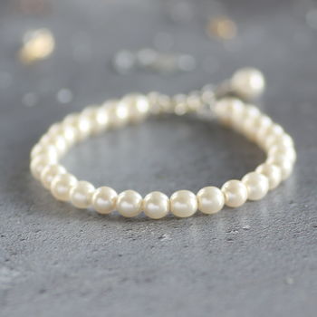 Classic Pearl Bracelet, 5 of 10