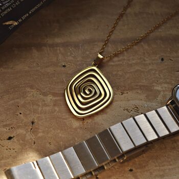 Spiral Swirl Maze Necklace 18 K Gold, 7 of 8