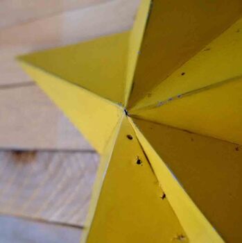 Yellow Barn Star, 3 of 5