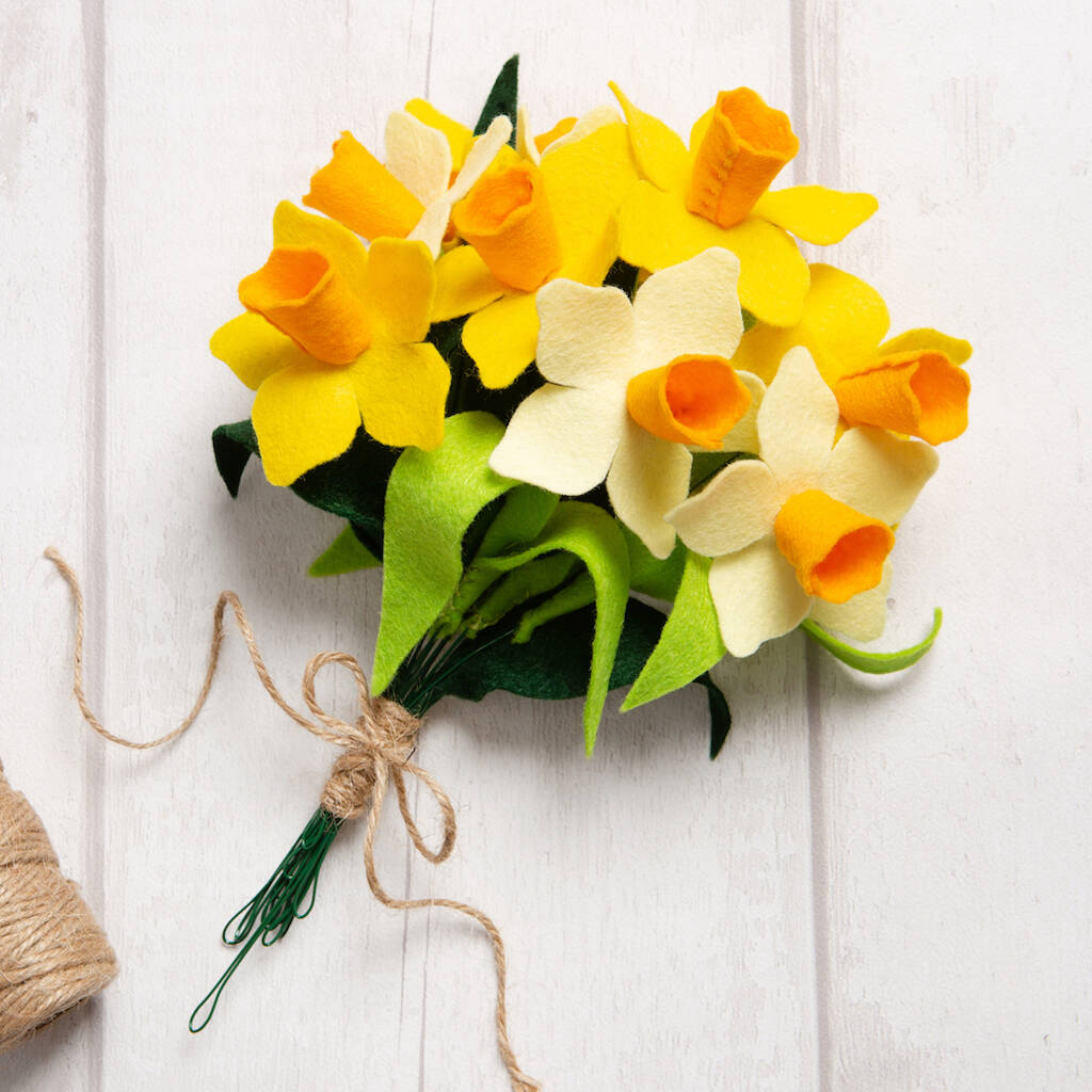 A Dozen Daffodils Felt Craft Kit, 1 of 7