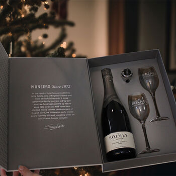 Bolney Bubbly English Sparkling Wine Gift Box 75cl, 2 of 2