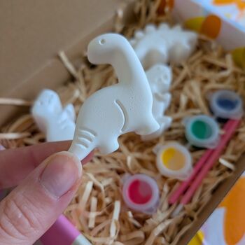 Paint Your Own Shapes Gift Box Dinosaurs, 3 of 4
