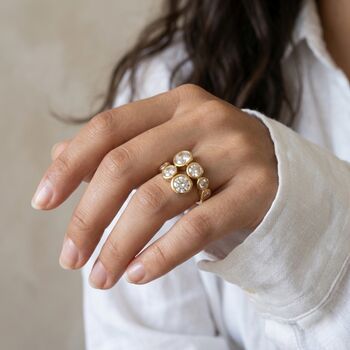 Solitaire Diamond Crossover Ring Gold, 7 of 11