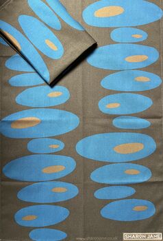 Pebbles Tea Towel Chocolate / Blue, 3 of 4