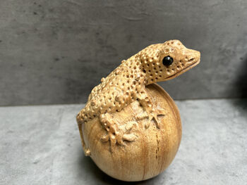 Hand Carved Wooden Gecko On Egg Ornament Figurine Gift, 8 of 12