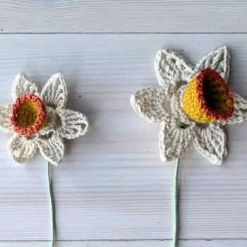 Everlasting Daffodil Spring Flower Crochet Craft Kit, 4 of 4