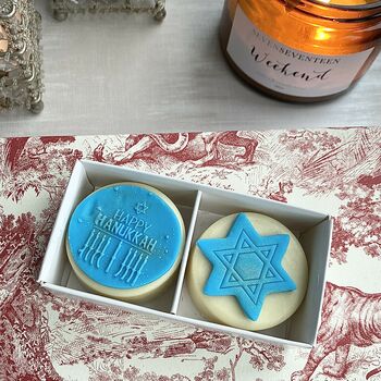 Personalised Hanukkah Chocolate Coated Oreo Twin Gift, 3 of 12