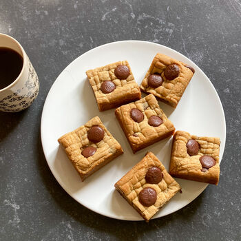 Malted Choc Chip Blondie, 4 of 5