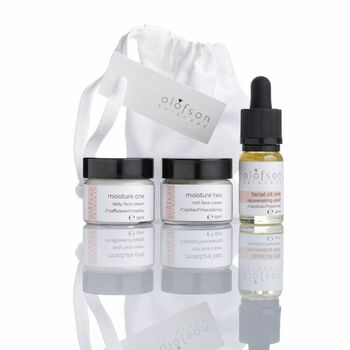 Essential Moisture Discovery Set, 3 of 3