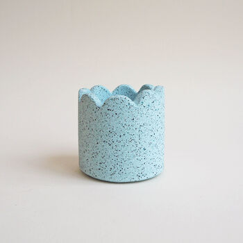 Small Scalloped Pot, 2 of 9
