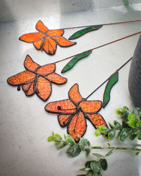 Orange Tiger Lily Stained Glass Flower, 3 of 3
