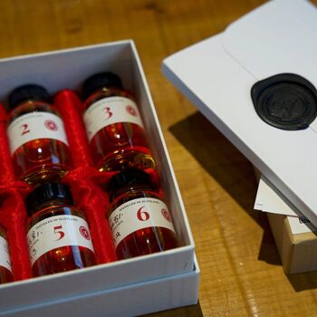 Six Mystery Scotch Single Malts: Premium Blind Tasting Gift Set The Founders Selection, 2 of 4