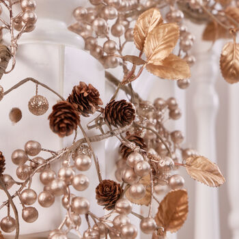 Golden Glamour Luxury Christmas Garland, 5 of 5