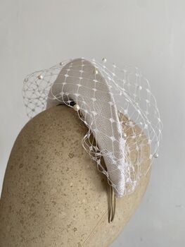 White Crown Band With Pearl Veiling 'Dorothy', 5 of 12