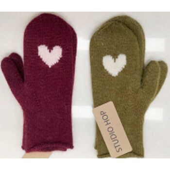 Cosy Heart Mittens, 2 of 4